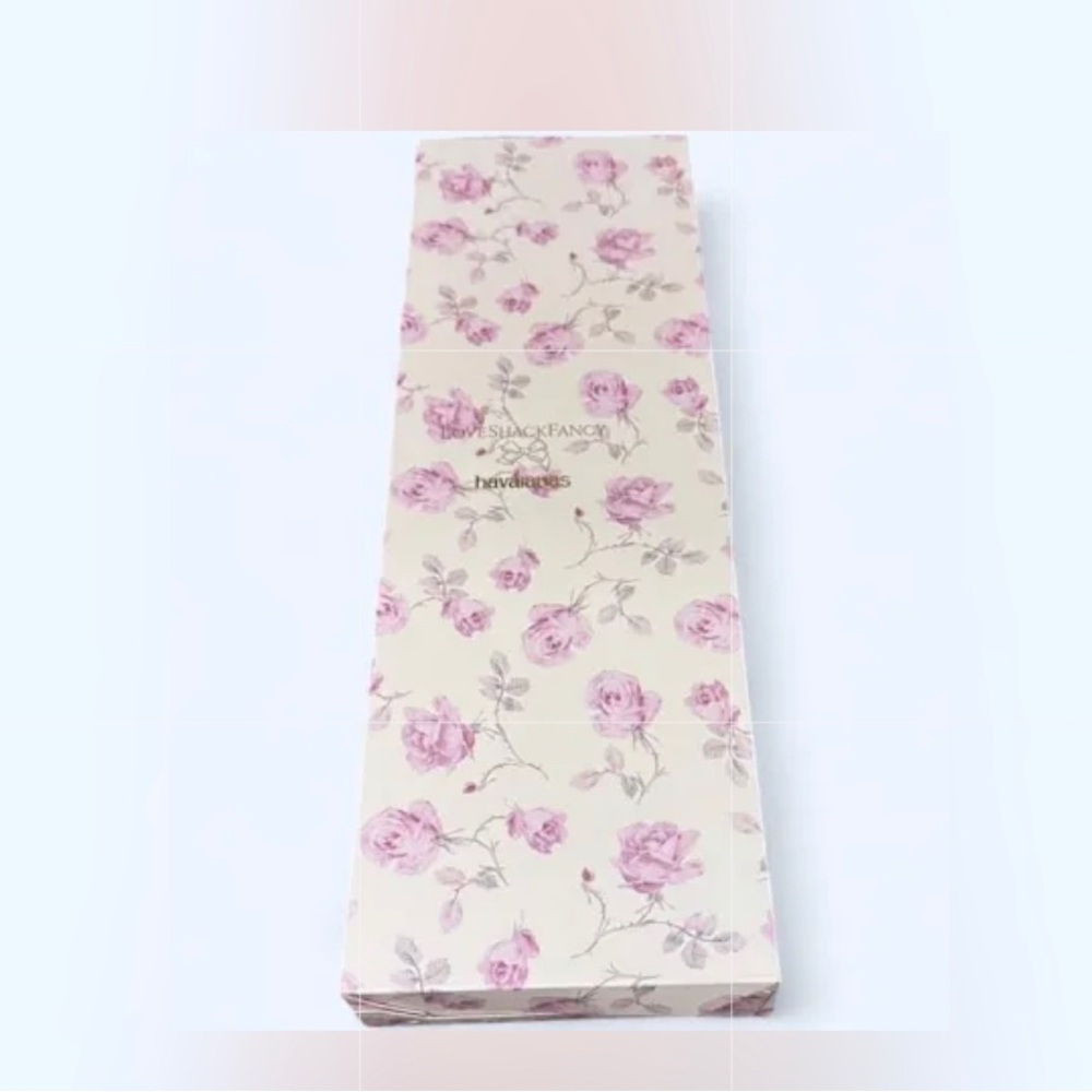 Havaianas X Loveshackfancy🎀💝White FlipFlops w/Pink Floral Print Gold Accents 7/8 - Picture 4 of 5